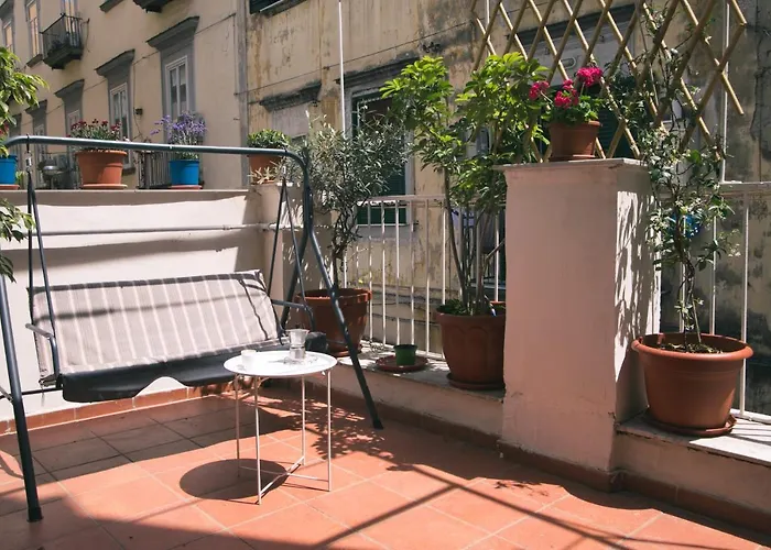 La Casa Del Nespolo, 2 Terrazzi E 2 Bagni In Centro